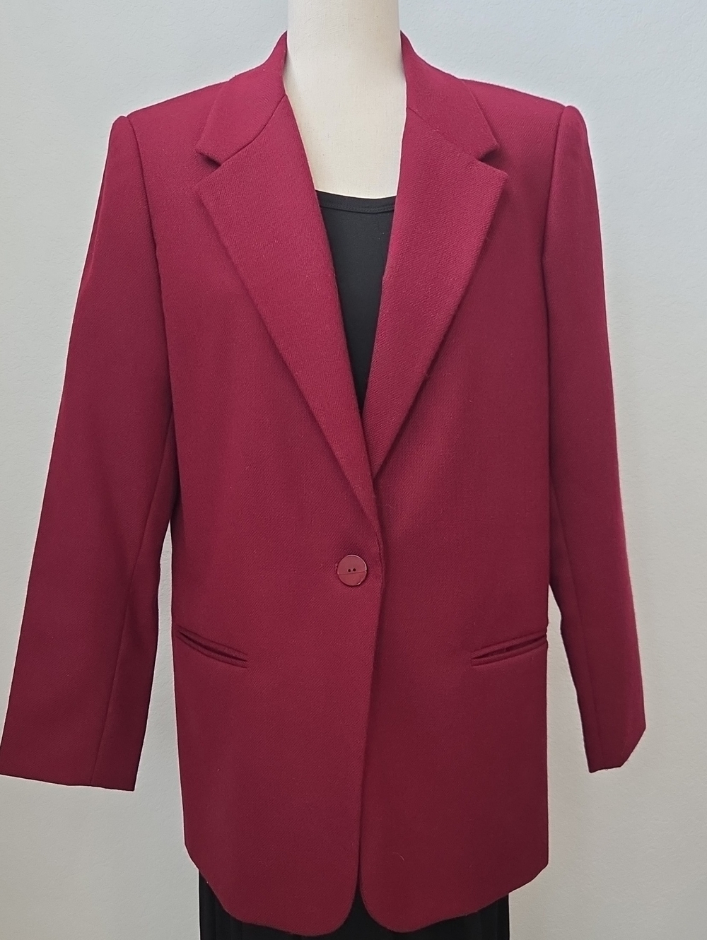 Sag Harbor Single-Button Burgundy Blazer